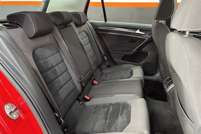 2013 Volkswagen GOLF - Thumbnail