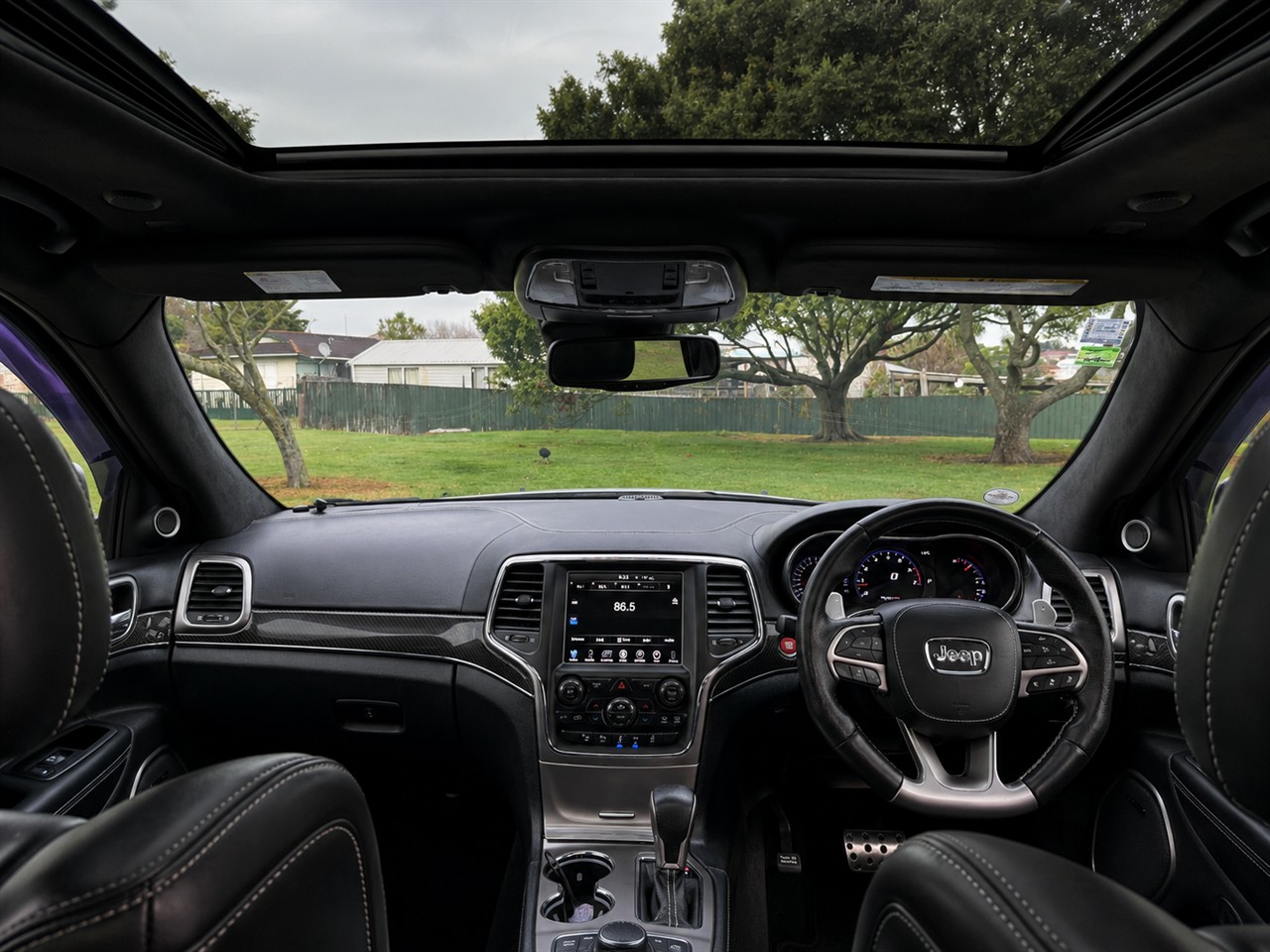 2017 Jeep GRAND CHEROKEE