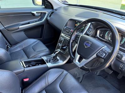 2016 Volvo Xc60 - Thumbnail