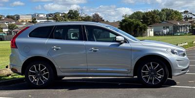 2016 Volvo Xc60 - Thumbnail
