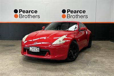 2010 Nissan Fairlady