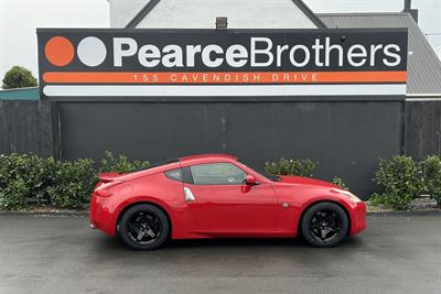2010 Nissan Fairlady - Thumbnail