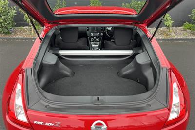2010 Nissan Fairlady - Thumbnail