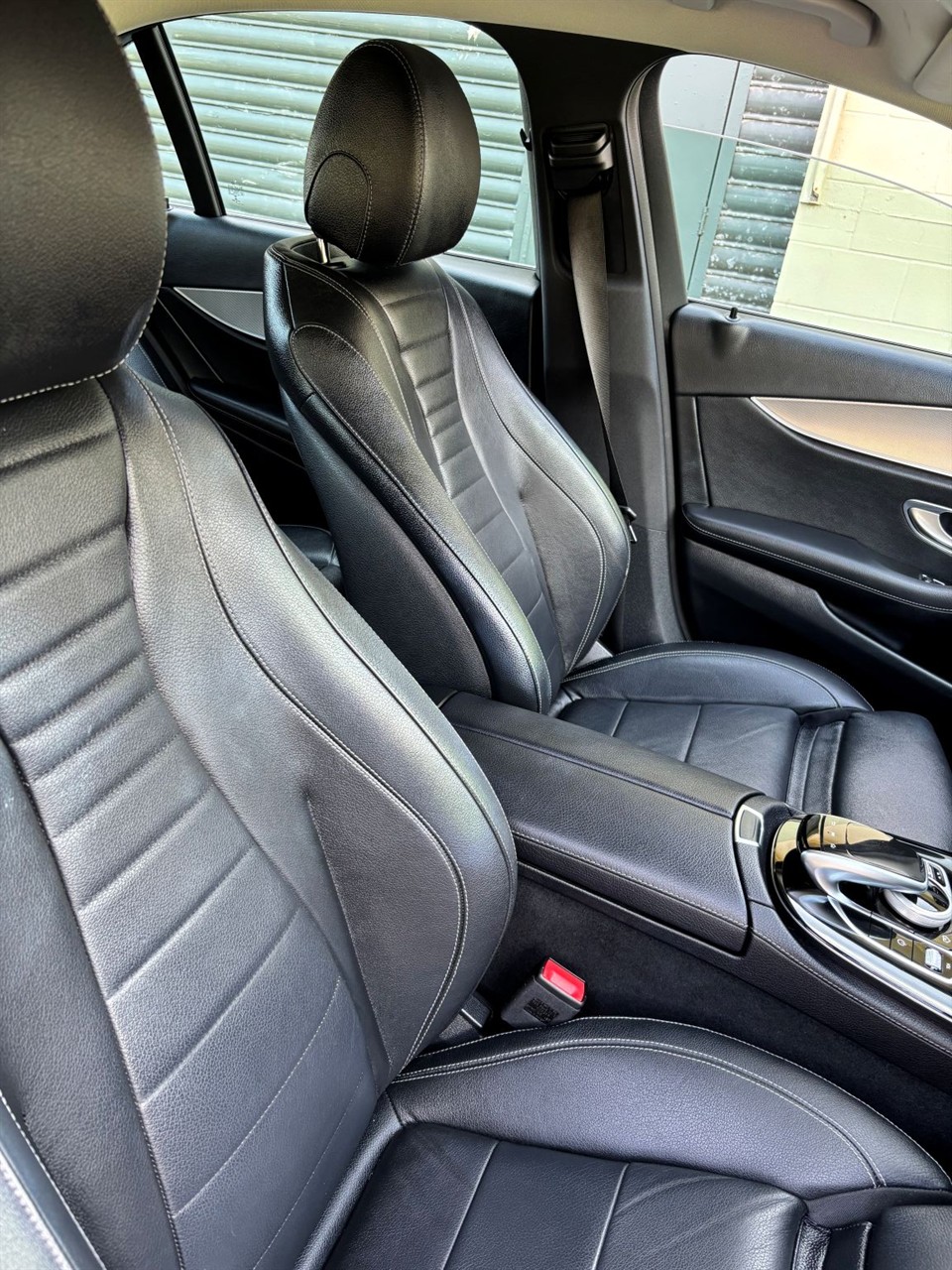 2016 Mercedes-Benz E 220