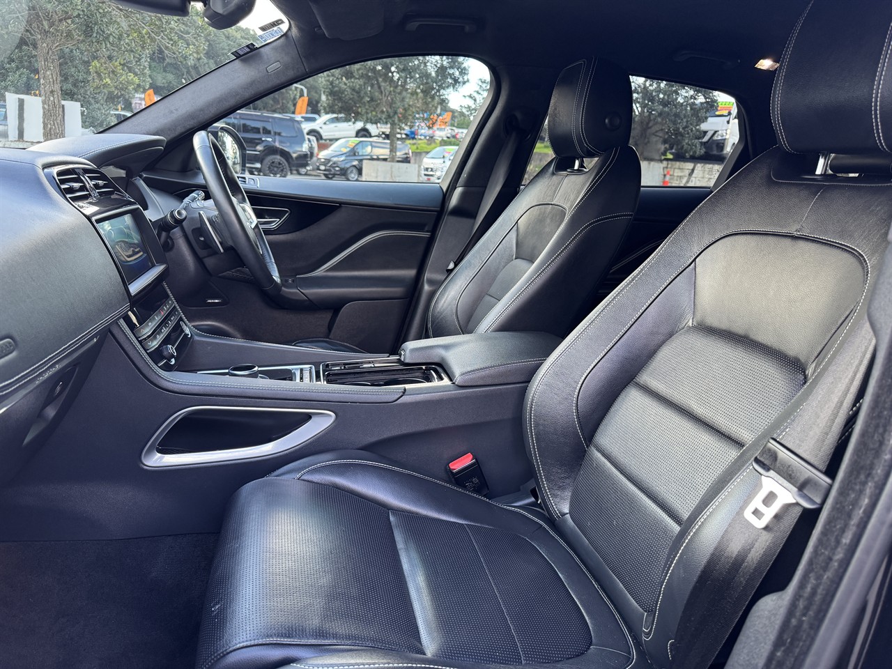 2019 Jaguar F-Pace