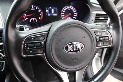 2016 Kia Optima - Thumbnail