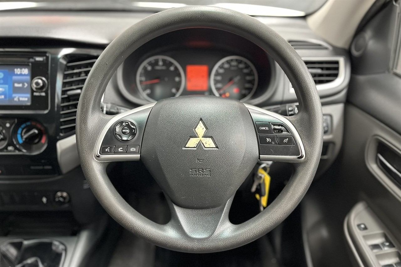 2016 Mitsubishi Triton