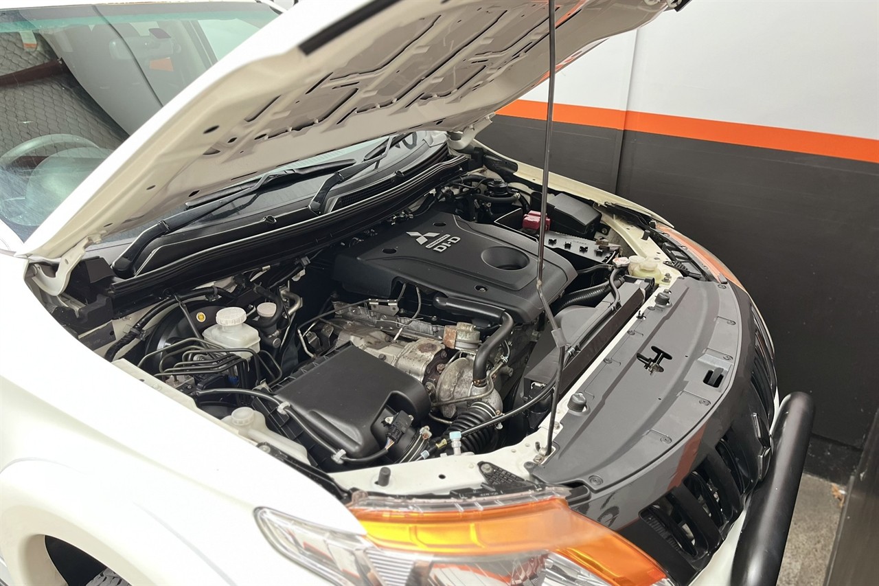 2016 Mitsubishi Triton