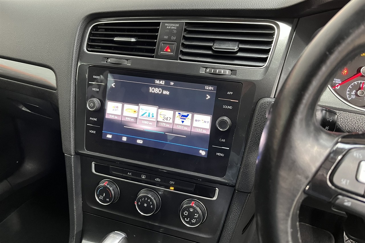 2017 Volkswagen GOLF