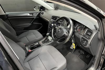 2017 Volkswagen GOLF - Thumbnail