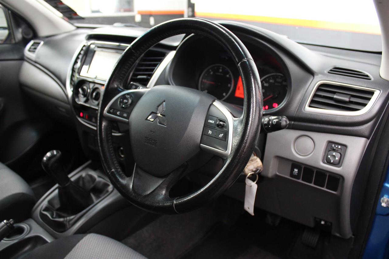 2016 Mitsubishi Triton