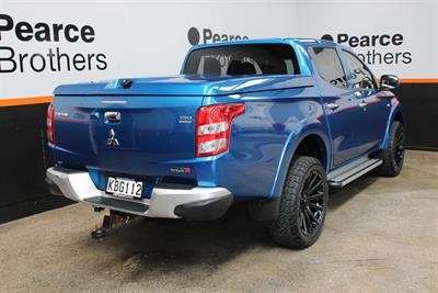 2016 Mitsubishi Triton - Thumbnail
