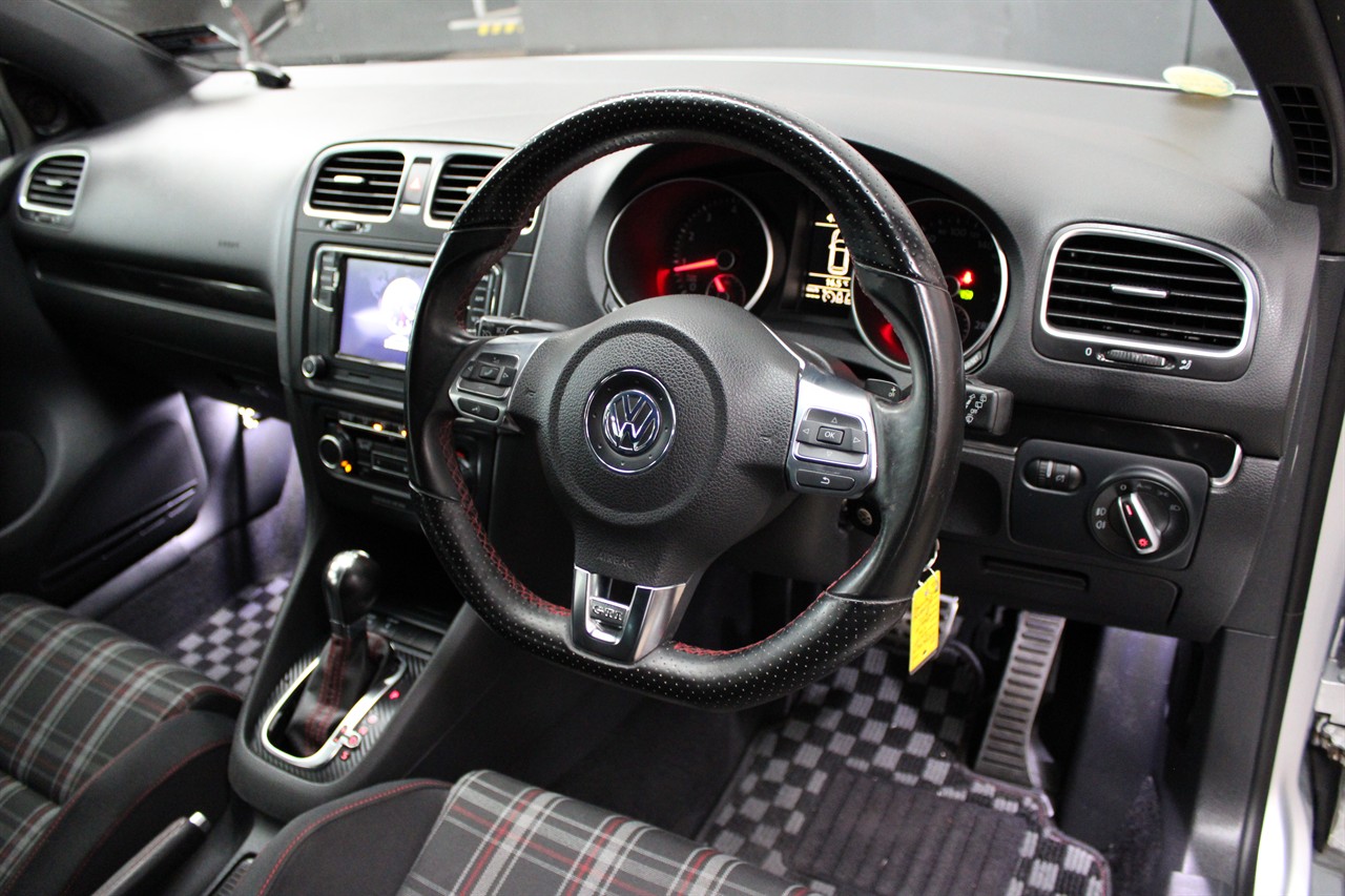 2009 Volkswagen GOLF