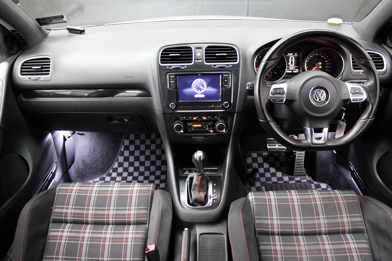 2009 Volkswagen GOLF