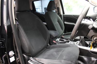 2017 Nissan Navara - Thumbnail