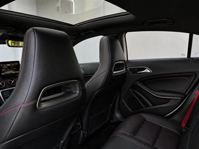 2017 Mercedes-Benz A 45 - Thumbnail