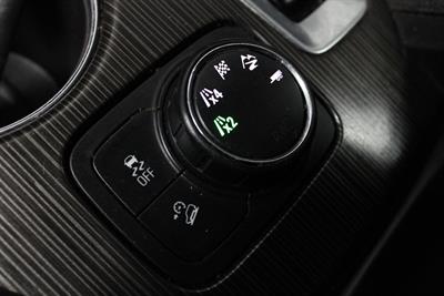 2020 Holden Acadia - Thumbnail