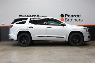 2020 Holden Acadia - Thumbnail