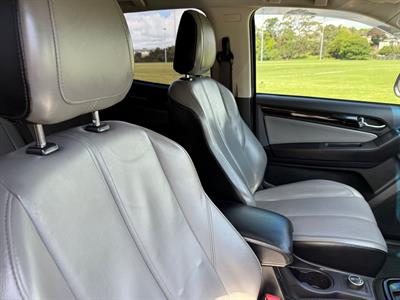 2016 Holden Colorado - Thumbnail