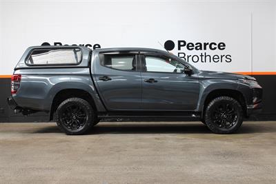 2022 Mitsubishi Triton - Thumbnail