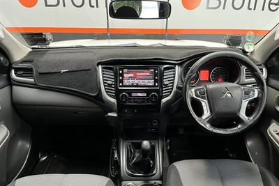 2018 Mitsubishi Triton - Thumbnail