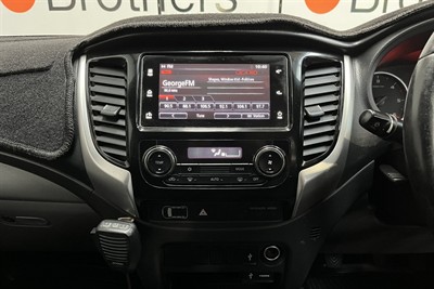 2018 Mitsubishi Triton - Thumbnail