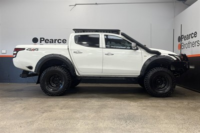 2018 Mitsubishi Triton - Thumbnail