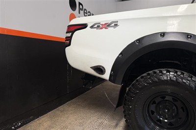 2018 Mitsubishi Triton - Thumbnail