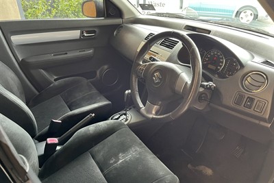 2010 Suzuki Swift - Thumbnail