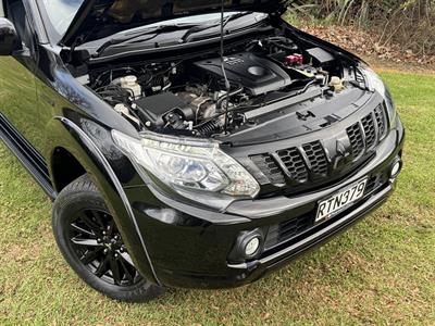 2018 Mitsubishi Triton - Thumbnail