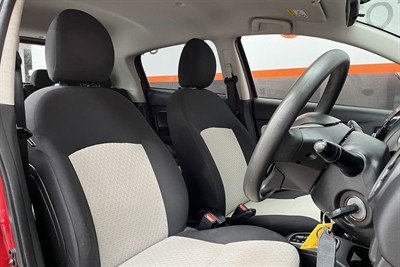 2016 Mitsubishi MIRAGE - Thumbnail