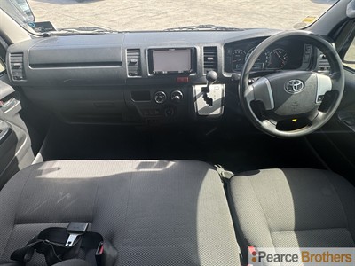 2018 Toyota Hiace - Thumbnail