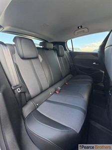 2023 Peugeot 308 - Thumbnail