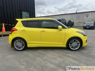 2012 Suzuki Swift - Thumbnail