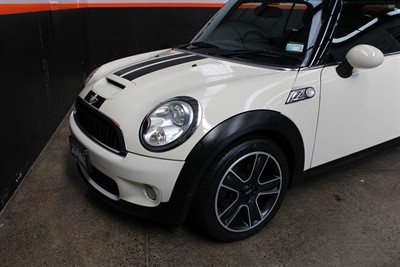 2009 Mini COOPER - Thumbnail