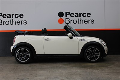 2009 Mini COOPER - Thumbnail