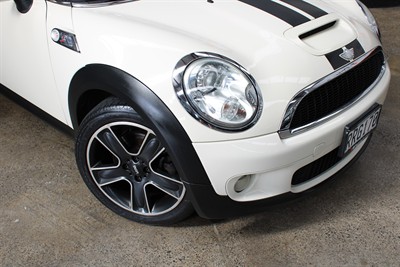 2009 Mini COOPER - Thumbnail