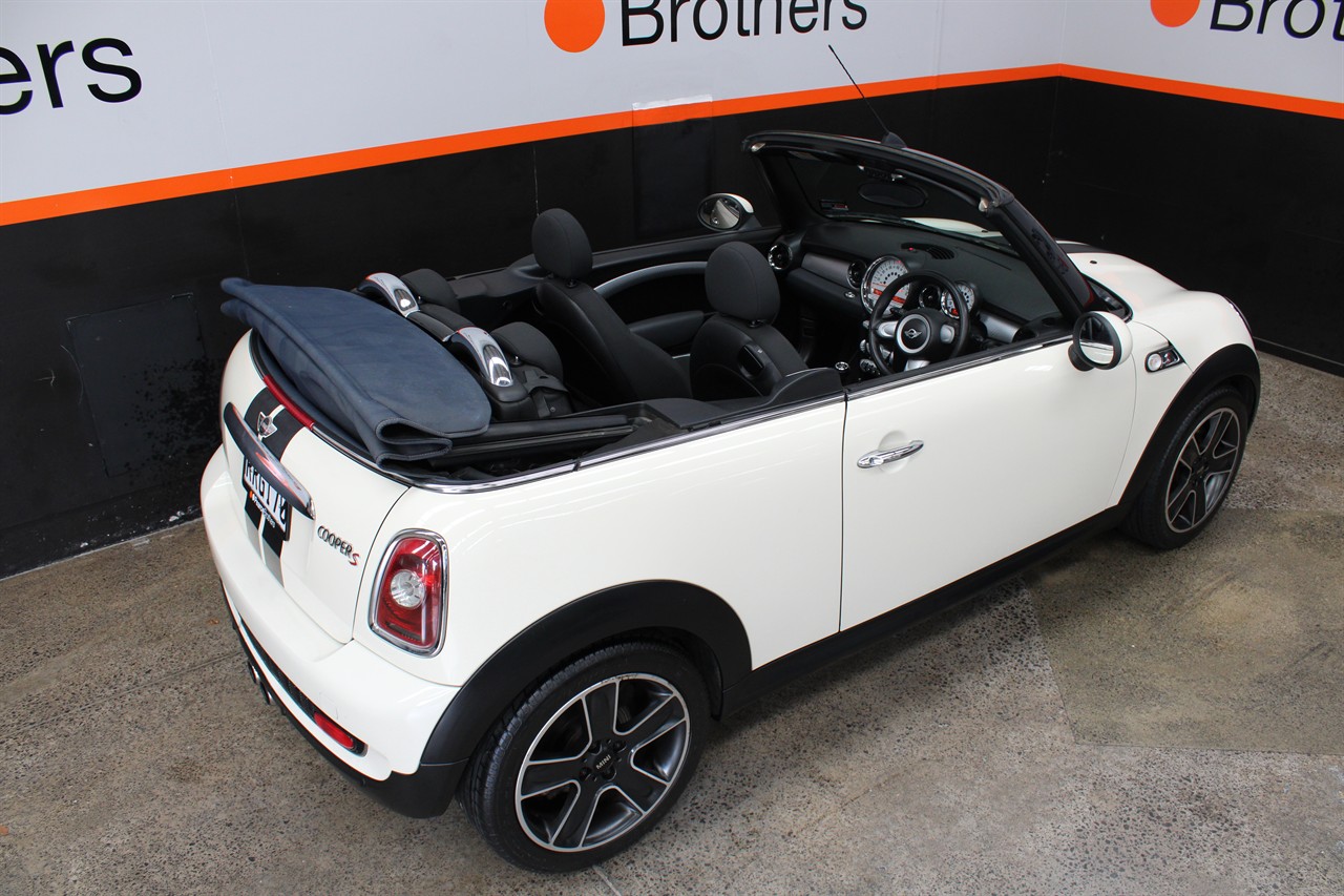 2009 Mini COOPER
