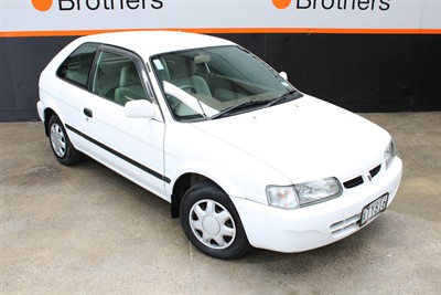 1998 Toyota Corolla - Thumbnail