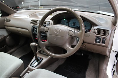 1998 Toyota Corolla - Thumbnail