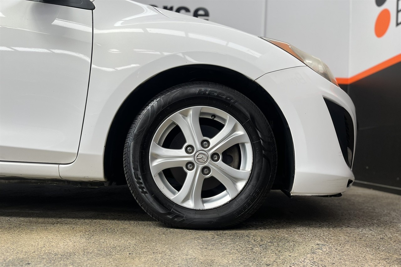 2010 Mazda Axela