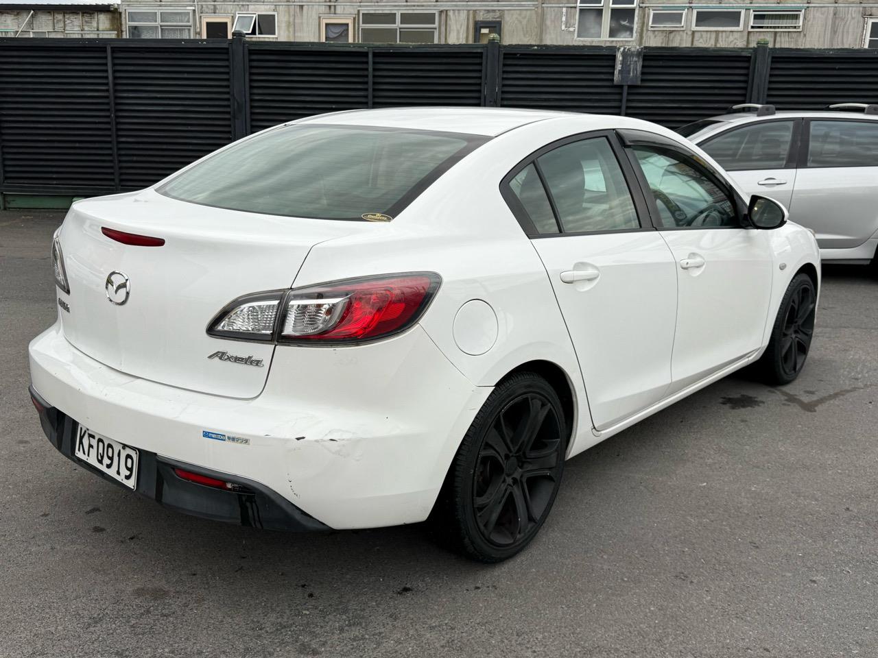 2011 Mazda Axela