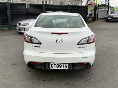 2011 Mazda Axela - Thumbnail