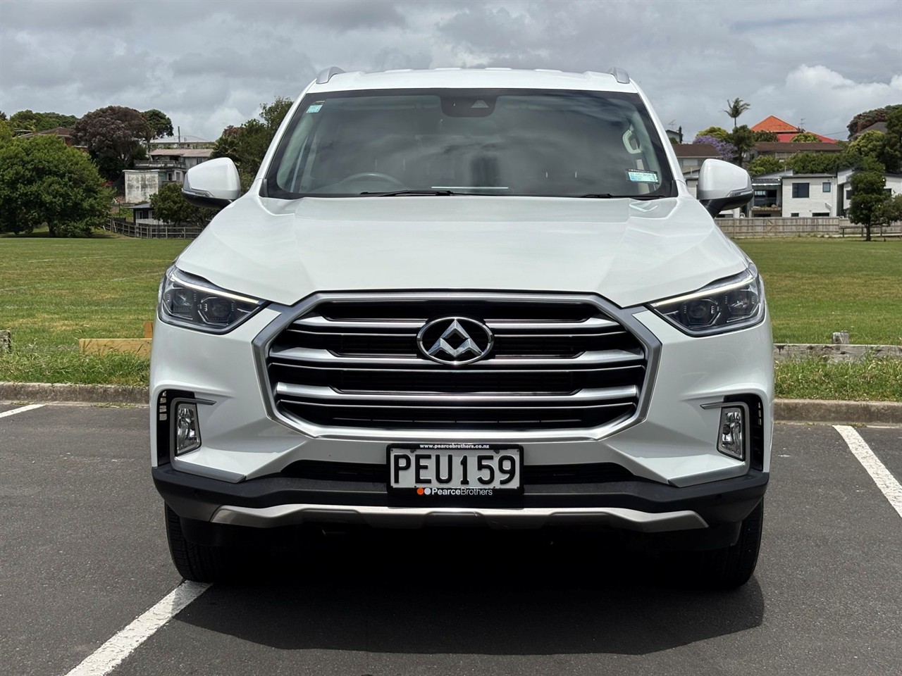 2022 LDV D90