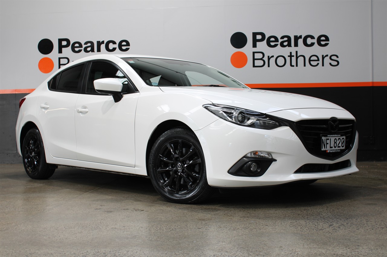 2013 Mazda Axela