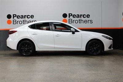2013 Mazda Axela - Thumbnail