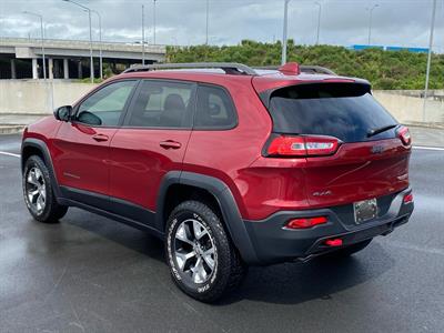 2016 Jeep Cherokee - Thumbnail