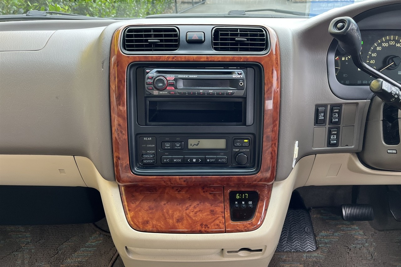 2002 Toyota Hiace