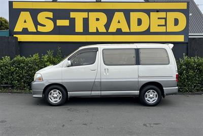2002 Toyota Hiace - Thumbnail