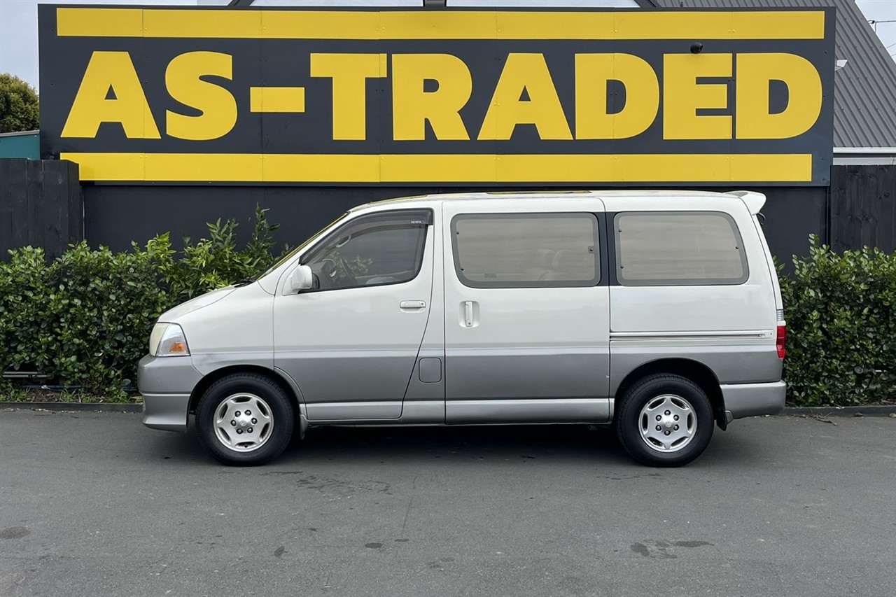 2002 Toyota Hiace